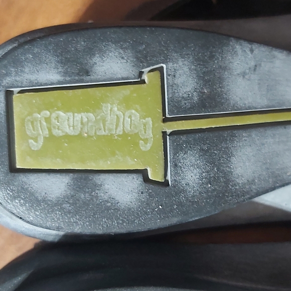 Groundhog Soho Cutout Sandals - Picture 5 of 8